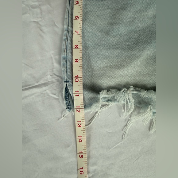 Abercrombie & Fitch Y2K 2000s Curve Love High Rise Loose Light Wash Jean Shorts - Picture 6 of 6